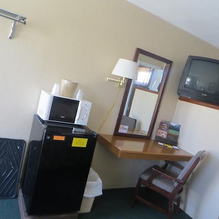 Budget Inn Denison 외부 사진
