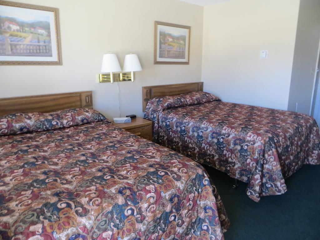 Budget Inn Denison 객실 사진